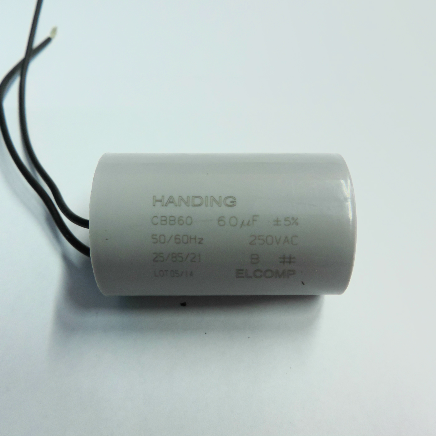 CAPACITOR PERMANENTE (MOTOR) 60UFX250V 5% 40X65 GRANEL (IMPORTADO)